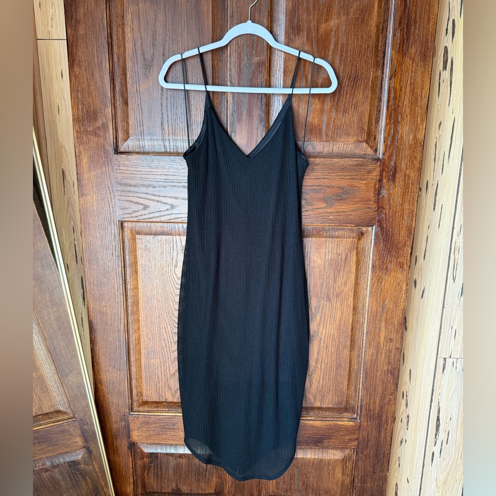 Express V-neck Midi Dress